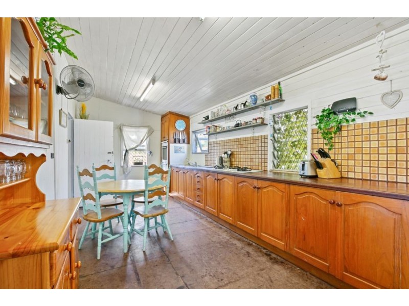 300 East Deep Creek Road, East Deep Creek QLD 4570