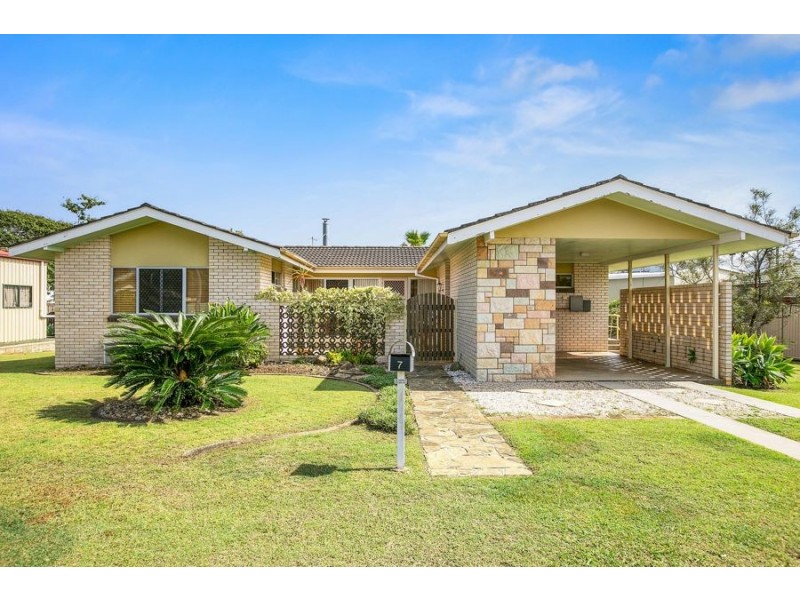 7 Woolgar Road, Southside QLD 4570