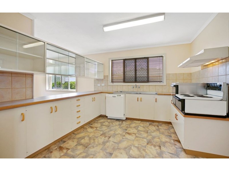 7 Woolgar Road, Southside QLD 4570