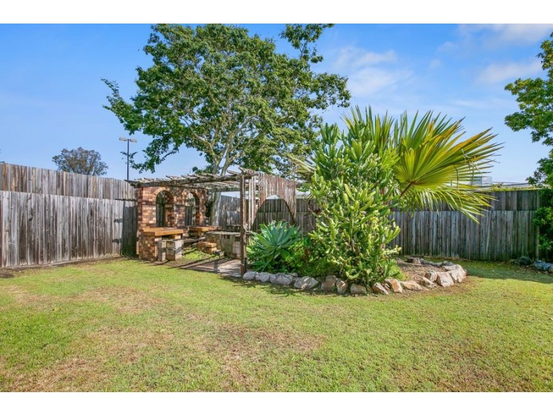 7 Woolgar Road, Southside QLD 4570