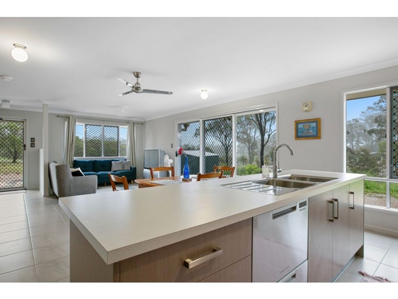 6 Peaceful Close, Curra QLD 4570