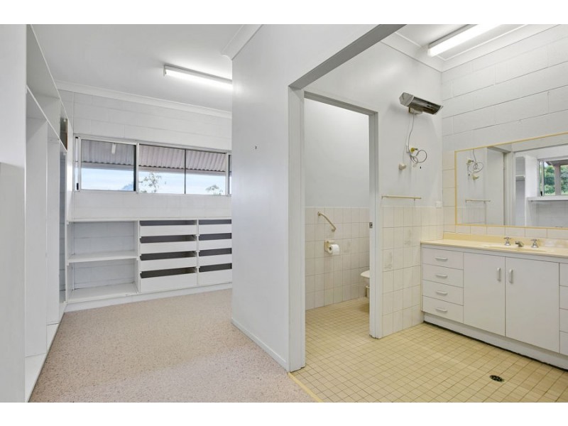 10 Houghton Street, Murgon QLD 4605