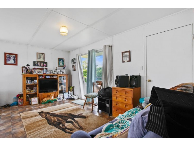 85 Rammutt Road, Chatsworth QLD 4570