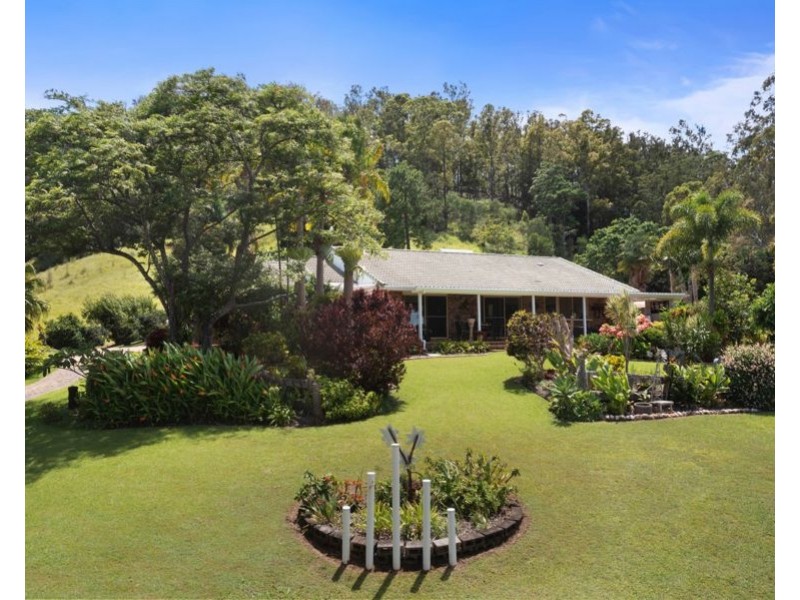 Canina QLD 4570