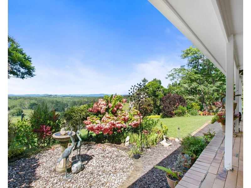 Canina QLD 4570