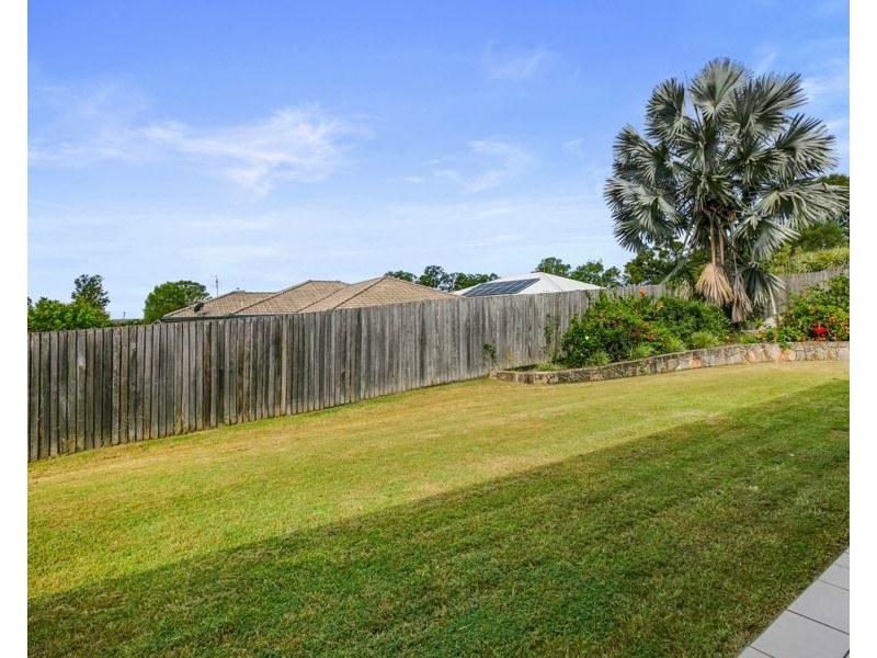 5 Inverness Street, Southside QLD 4570