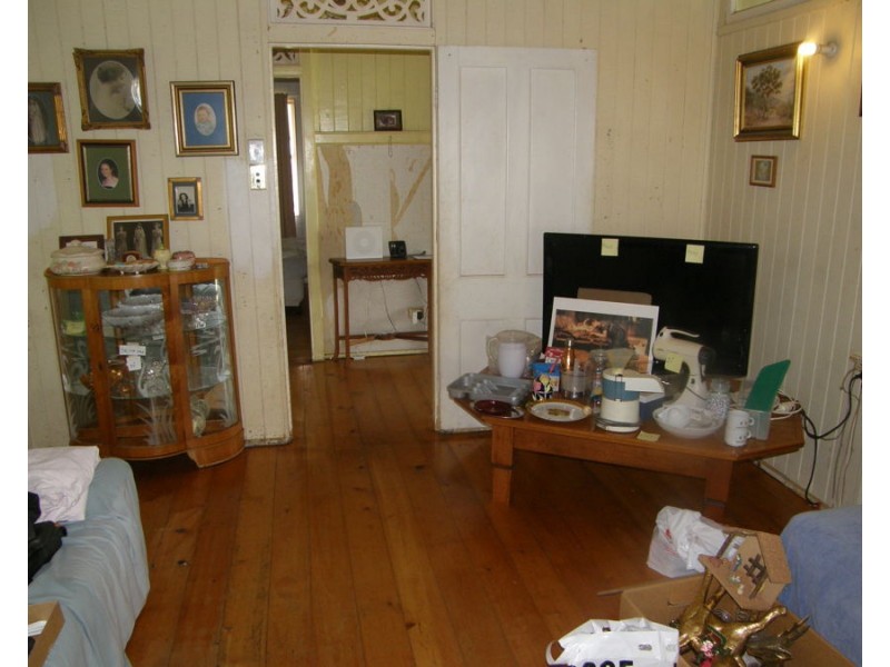 10 Hodge Street, Goomeri QLD 4601