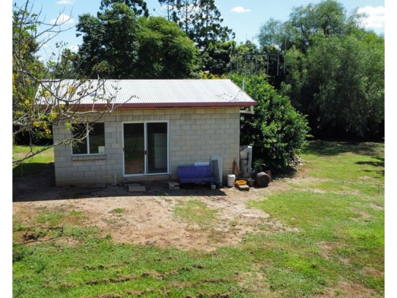 58 Bligh Street, Kilkivan QLD 4600