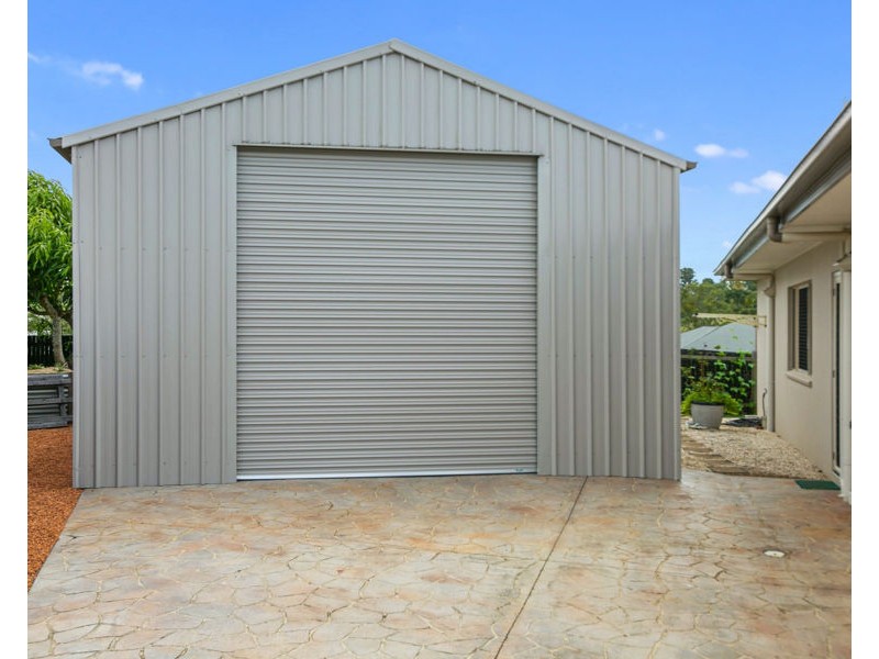 8 Supremacy Place, Jones Hill QLD 4570