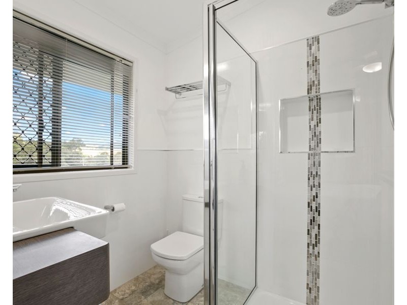 32 Kew Road, Kia Ora QLD 4570