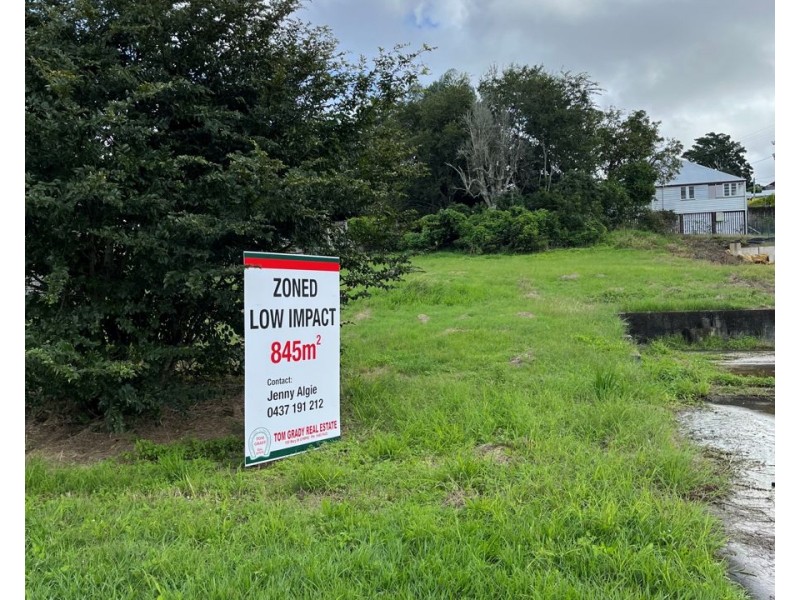 8 Bennett Street, Gympie QLD 4570