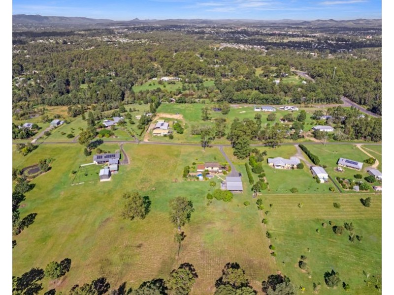 27 Atkinson Road, Araluen QLD 4570