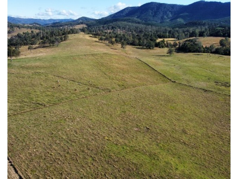 312 Glastonbury Creek Road, Glastonbury QLD 4570