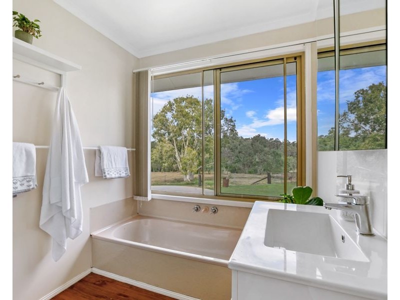 48 Atkinson Road, Araluen QLD 4570