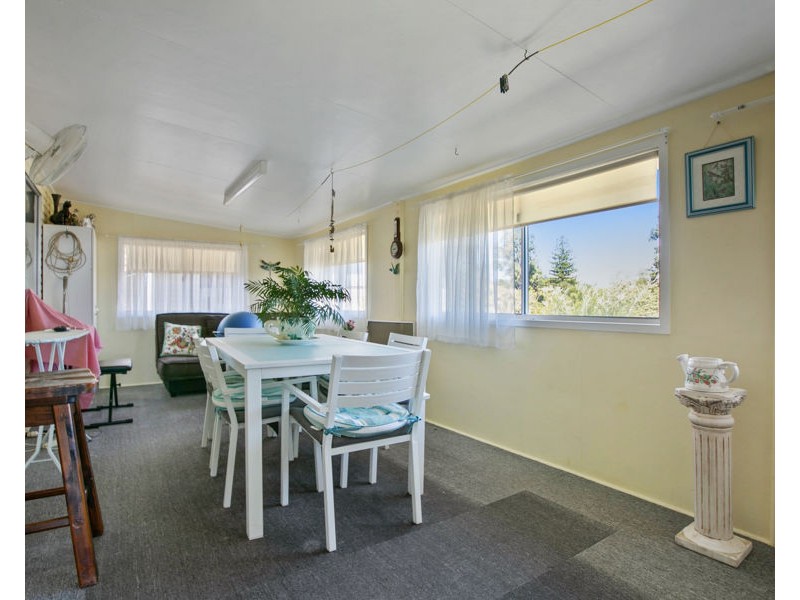 63 Noosa Road, Monkland QLD 4570