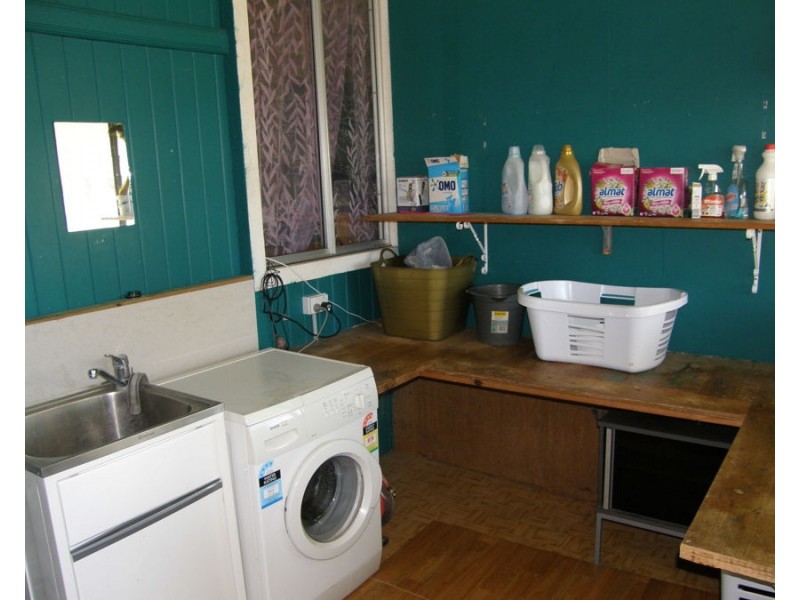 36 Barnes St, Goomeri QLD 4601