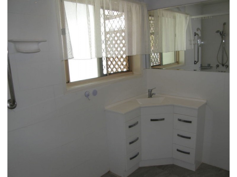 42 Barnes Street, Goomeri QLD 4601