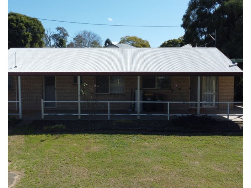 42 Barnes Street, Goomeri QLD 4601