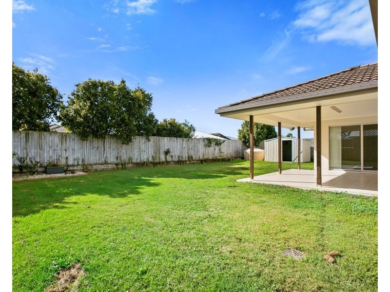 73 Gympie View Drive, Southside QLD 4570