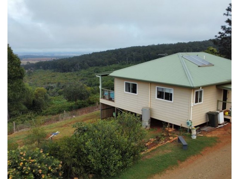 132 Smiths Road, Tablelands QLD 4605