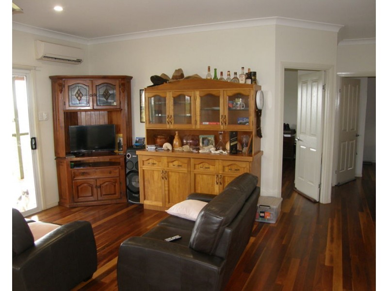 132 Smiths Road, Tablelands QLD 4605