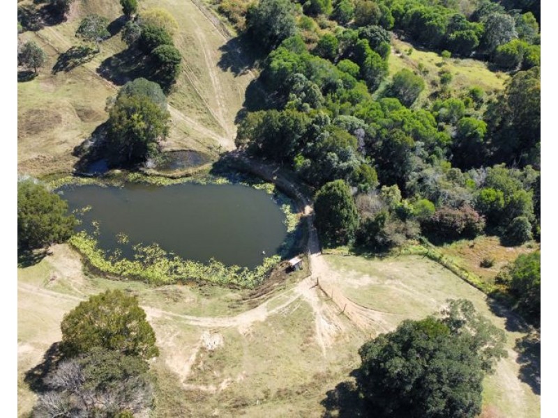 721 Old Goomboorian Road, Veteran QLD 4570