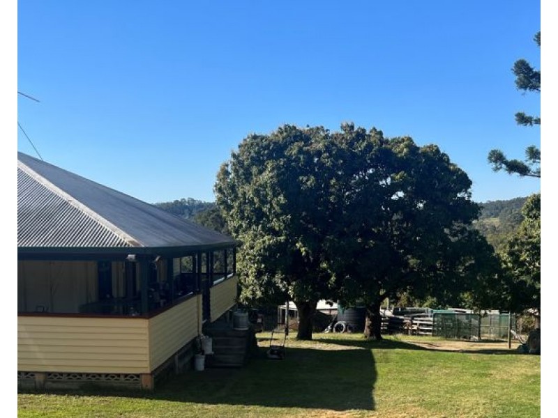 721 Old Goomboorian Road, Veteran QLD 4570