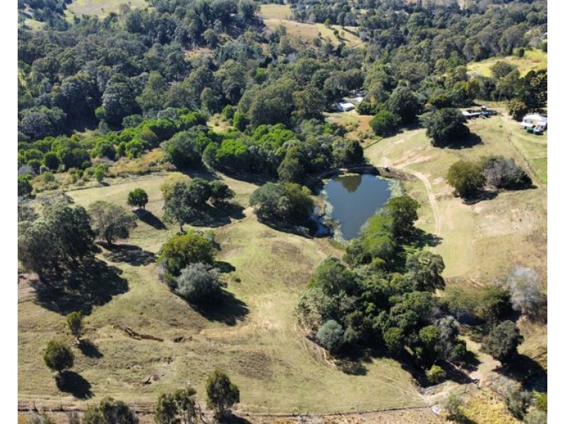 721 Old Goomboorian Road, Veteran QLD 4570