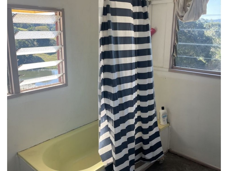 721 Old Goomboorian Road, Veteran QLD 4570