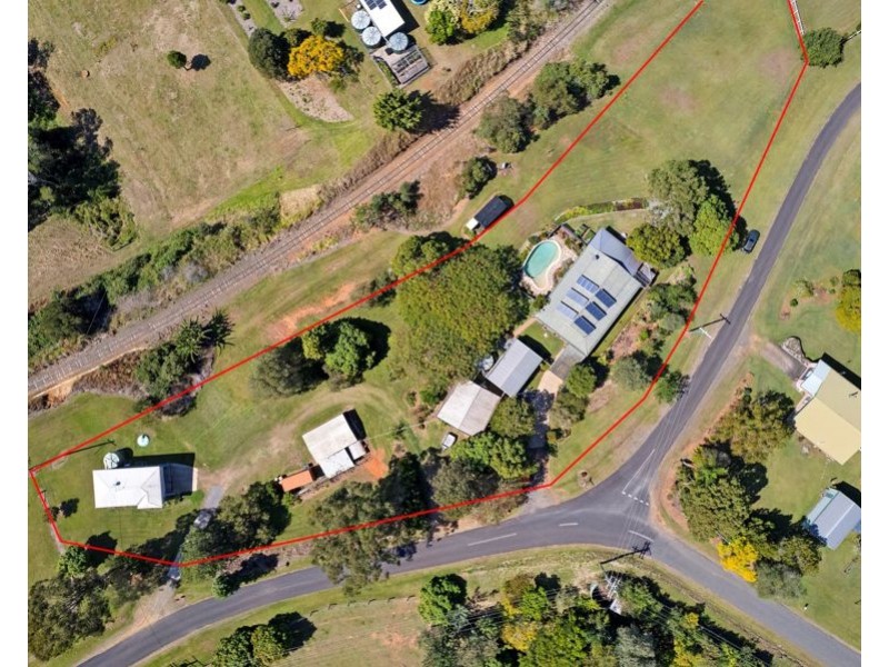 51 Panorama Drive, The Dawn QLD 4570