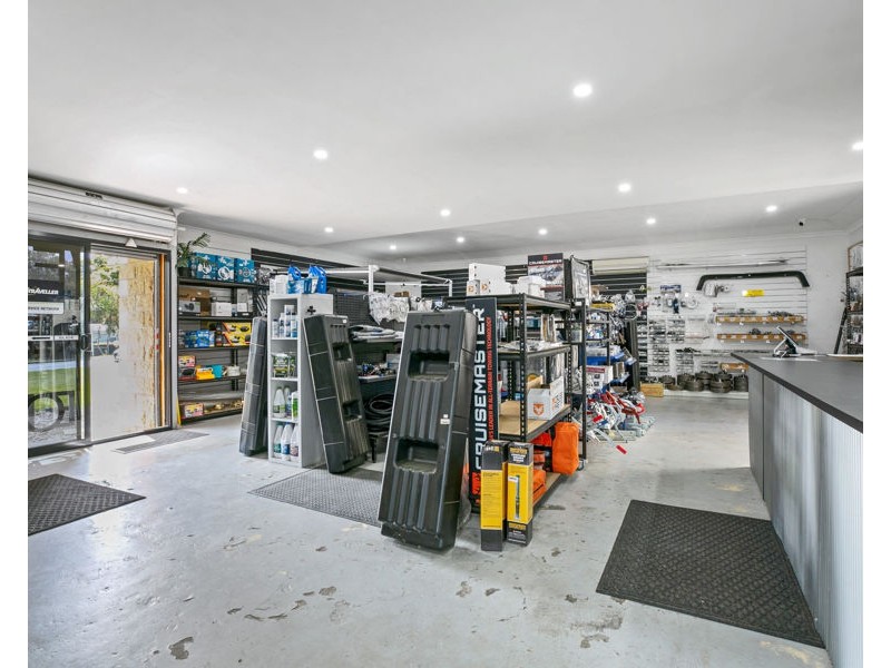 22-24 Hall Road, Glanmire QLD 4570