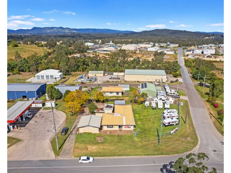 22-24 Hall Road, Glanmire QLD 4570