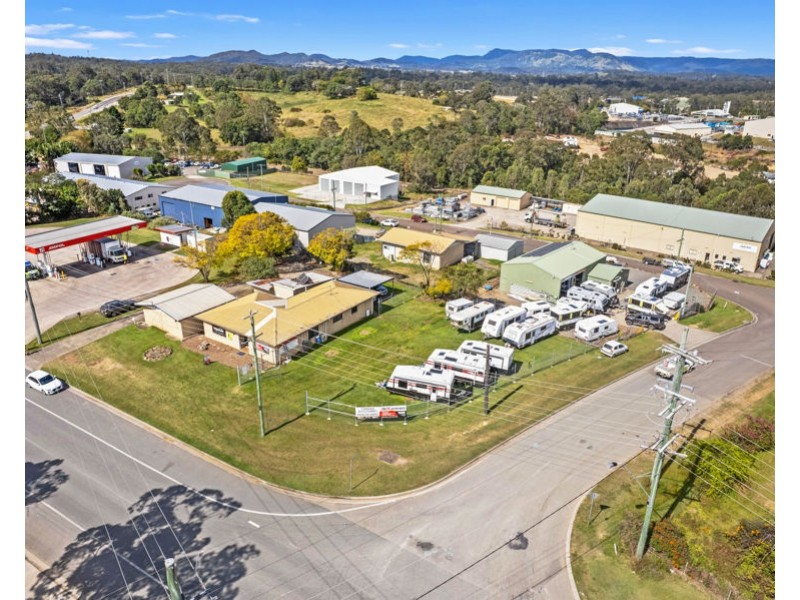 22-24 Hall Road, Glanmire QLD 4570