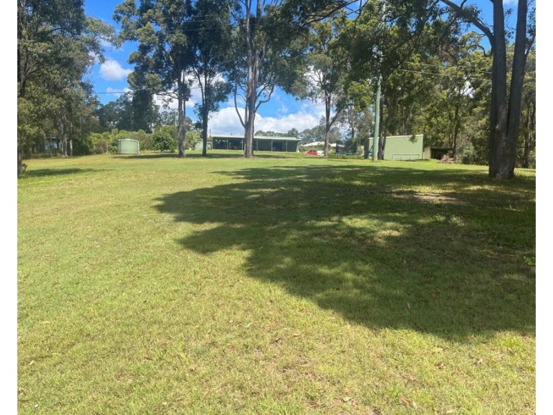 37 Old Veteran Road, Veteran QLD 4570