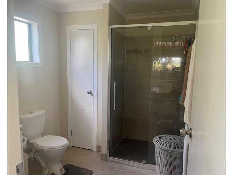37 Old Veteran Road, Veteran QLD 4570