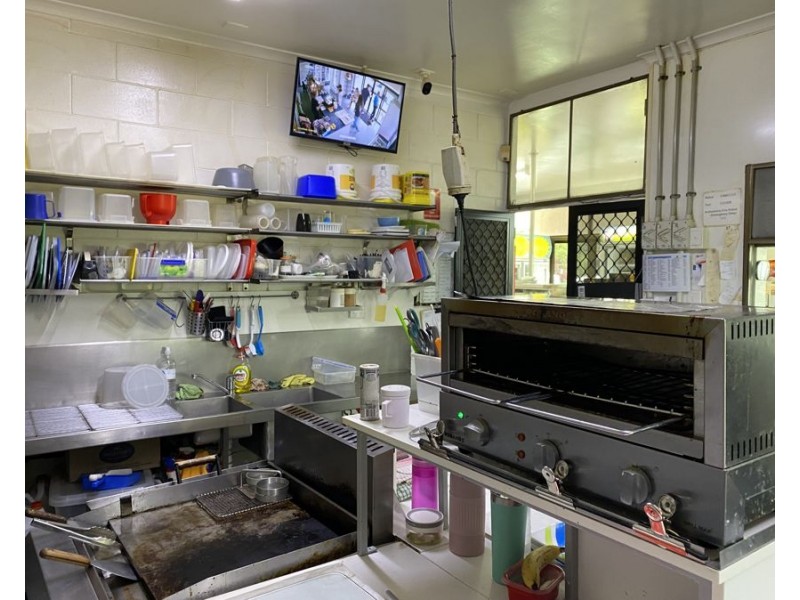 31 Exhibition Road, Southside QLD 4570