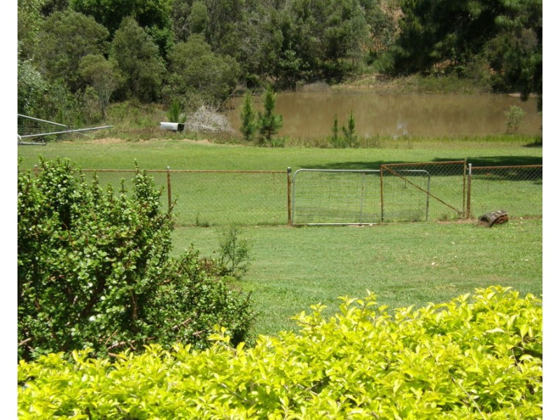 90 Rocky Ridge Road, Veteran QLD 4570