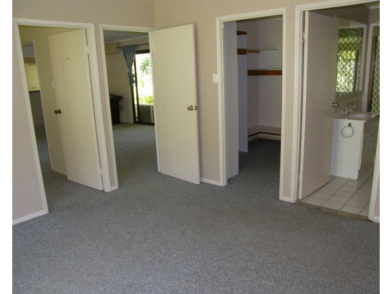 90 Rocky Ridge Road, Veteran QLD 4570