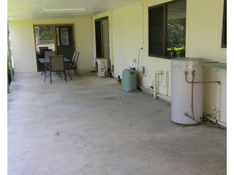 90 Rocky Ridge Road, Veteran QLD 4570