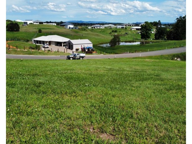 41 Walters Way, Chatsworth QLD 4570