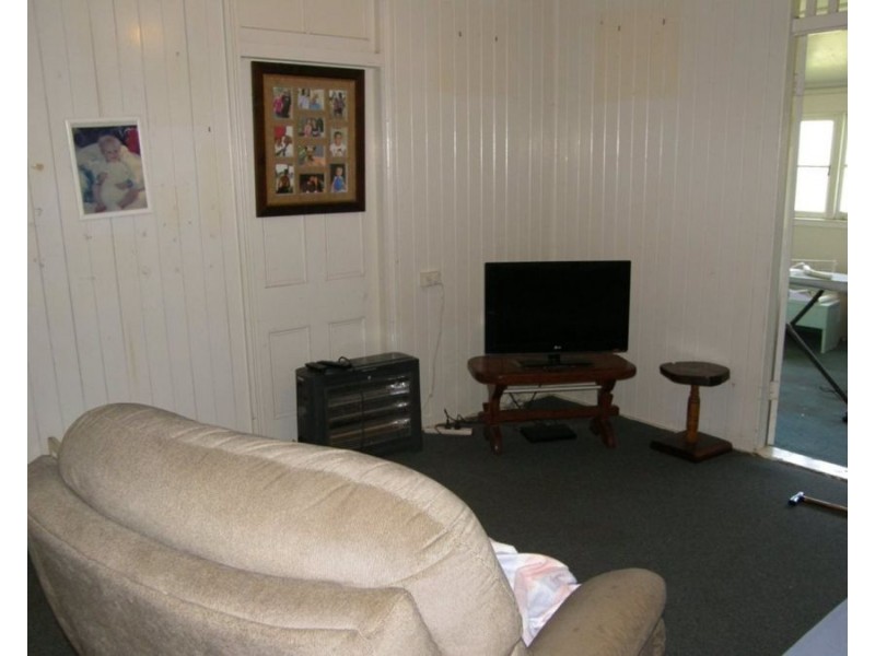 20 Laird Street, Goomeri QLD 4601