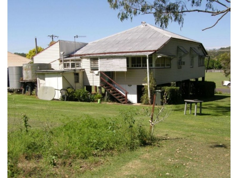 20 Laird Street, Goomeri QLD 4601