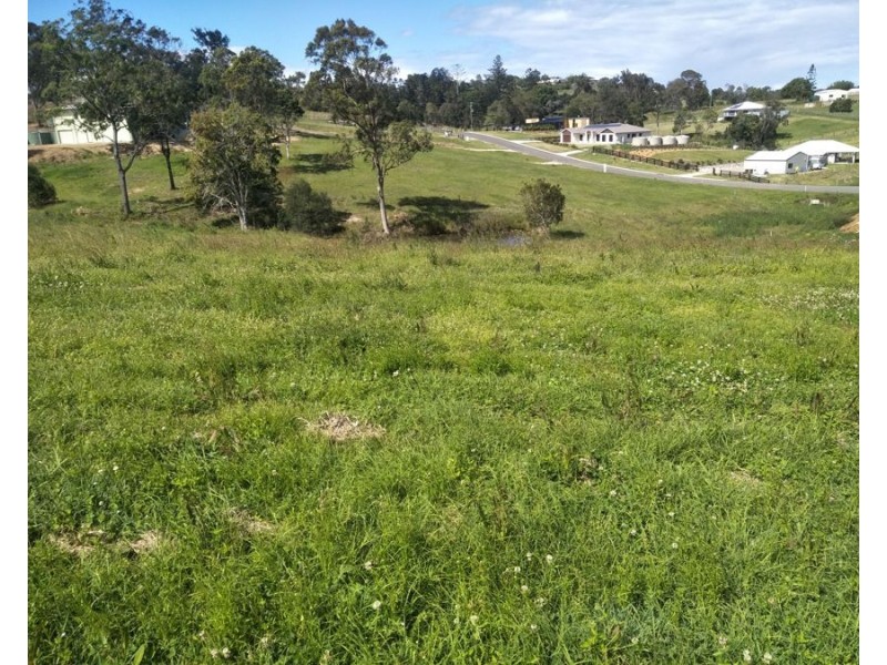 19 Walters Way, Chatsworth QLD 4570