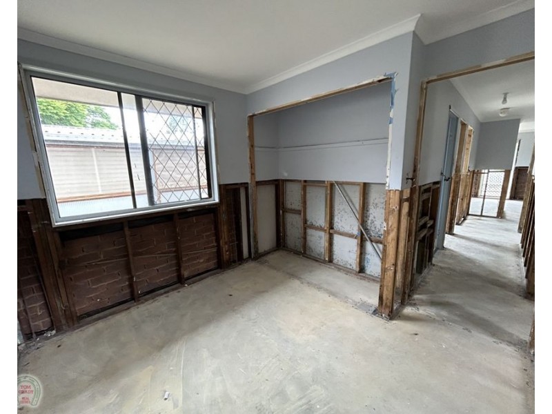 3 Noosa Road, Monkland QLD 4570