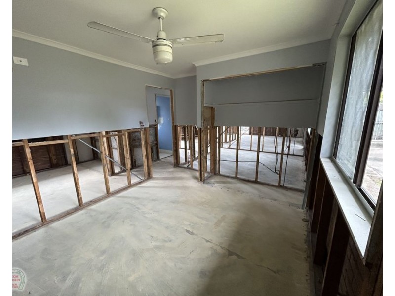 3 Noosa Road, Monkland QLD 4570