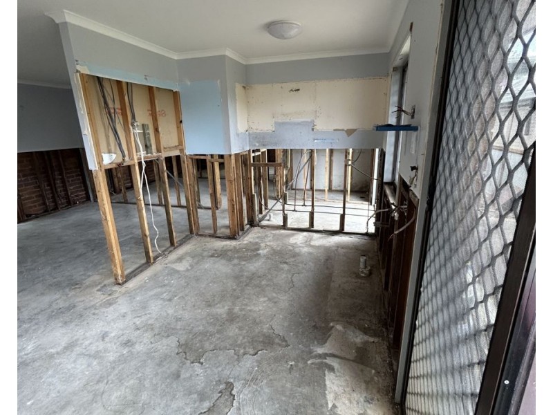 3 Noosa Road, Monkland QLD 4570