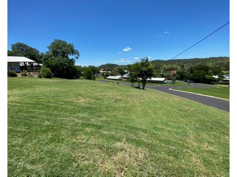 2 Tallon Street, Goomeri QLD 4601