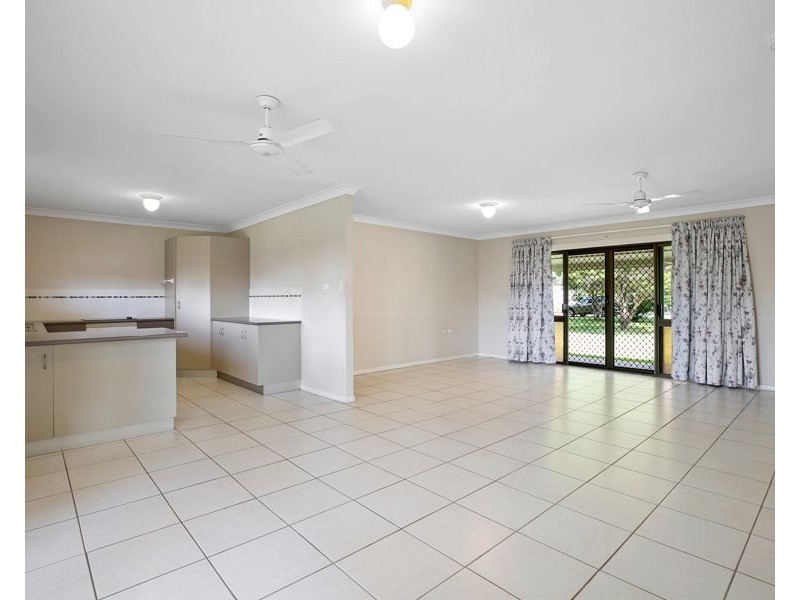 55 Barton Road, Victory Heights QLD 4570