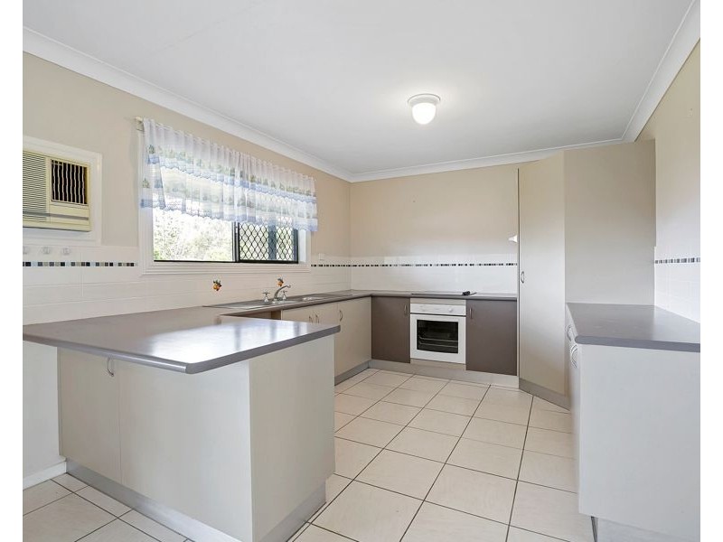 55 Barton Road, Victory Heights QLD 4570