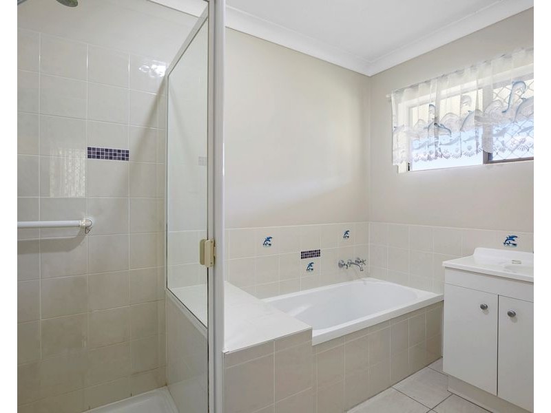 55 Barton Road, Victory Heights QLD 4570